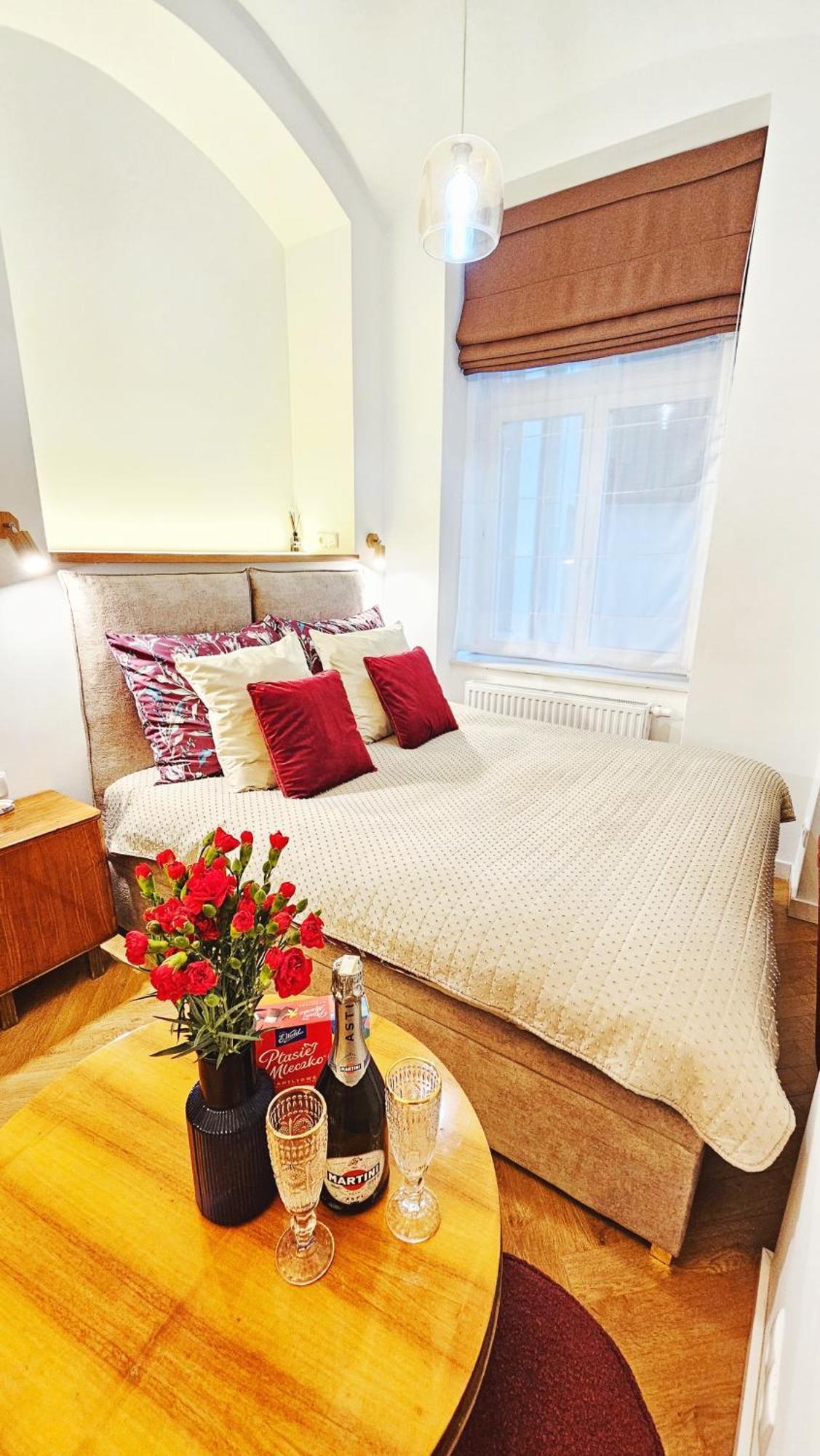 Vintage Chic Apartment - Kazimierz Old Town Krakow Exterior photo